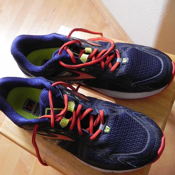 Brooks Other - Brooks Ravenna DNA Running Shoes Mens Size 10 Navy/Red.